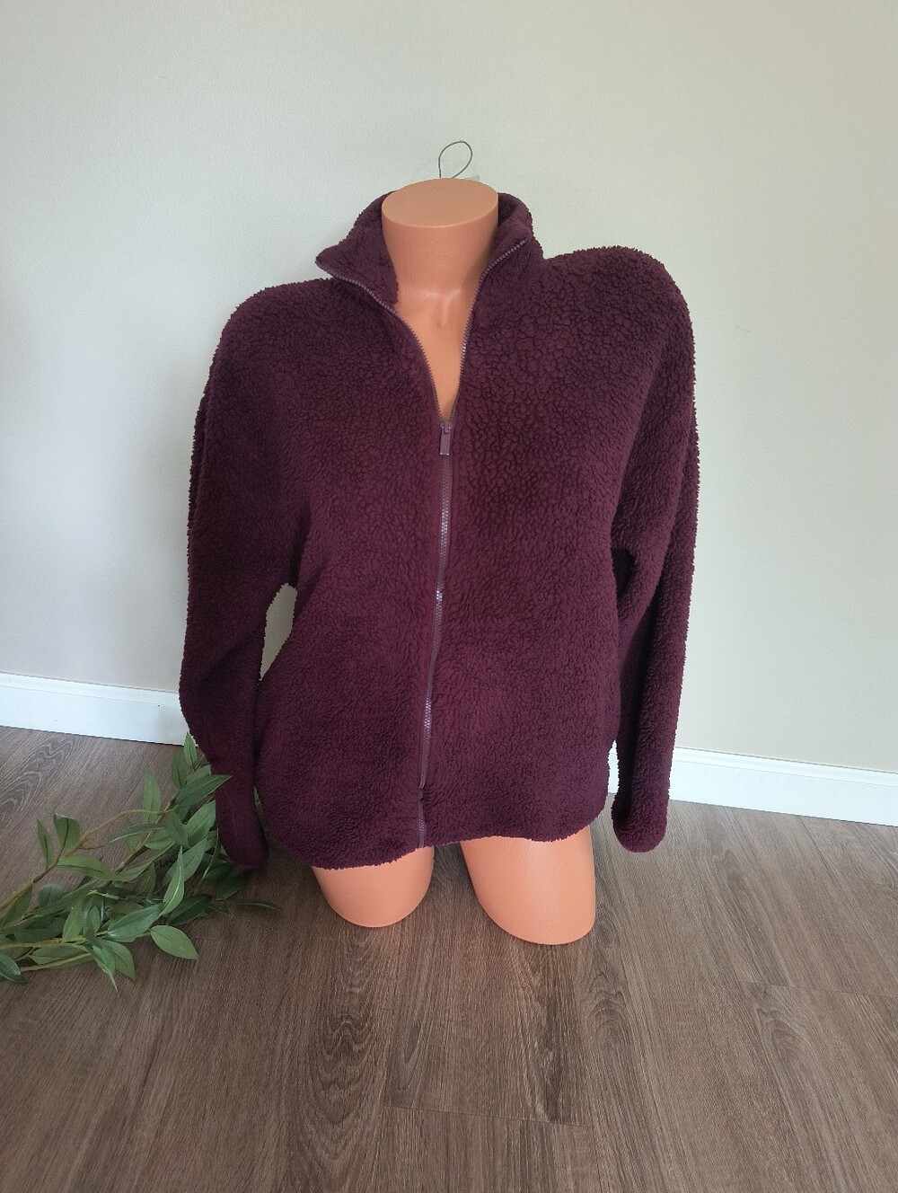 Victoria's Secret PINK Teddy Fleece Jacket Sweater Maroon Zip Up Size XS